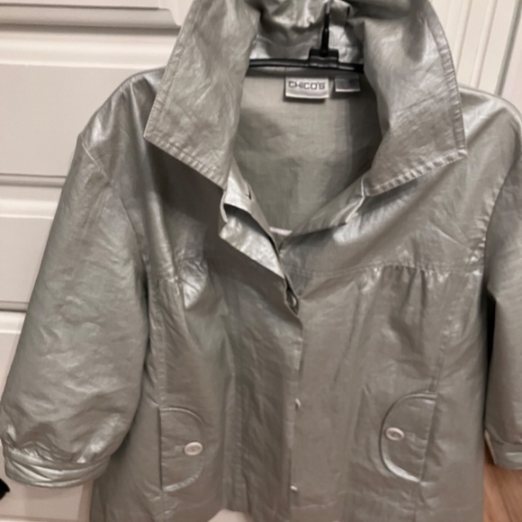 Silver 3/4 Sleeve Jacket - Picture 6 of 9